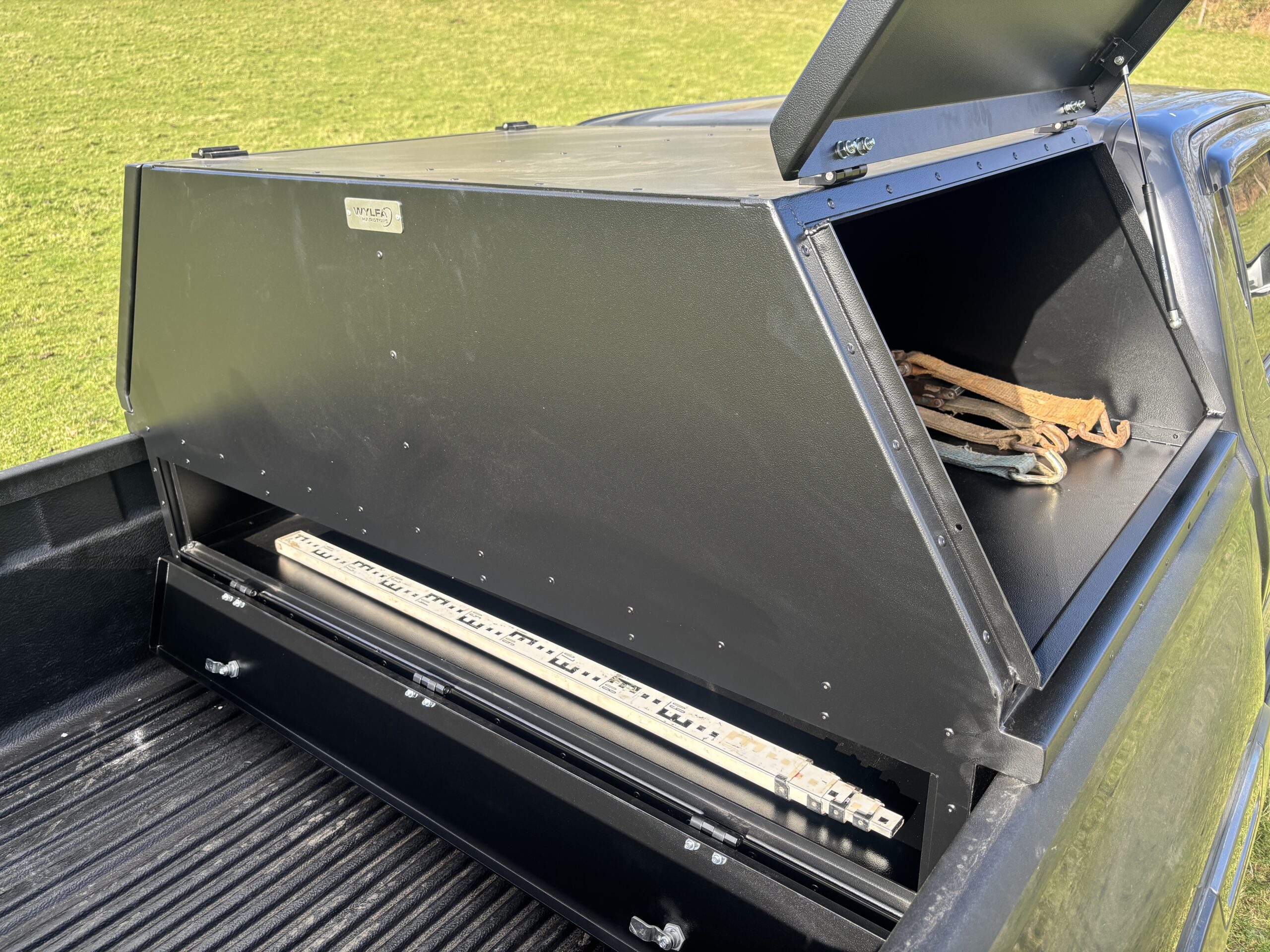 Compact Utility Hardtop - Image 5
