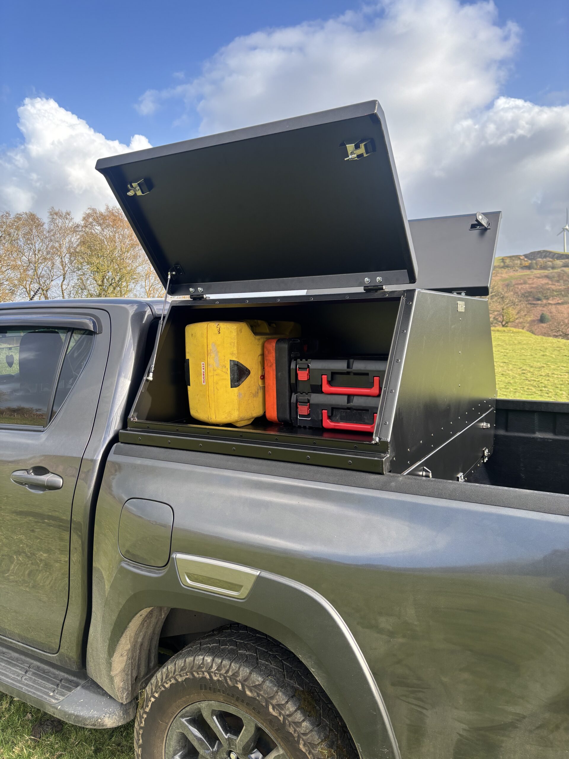 Compact Utility Hardtop - Image 6
