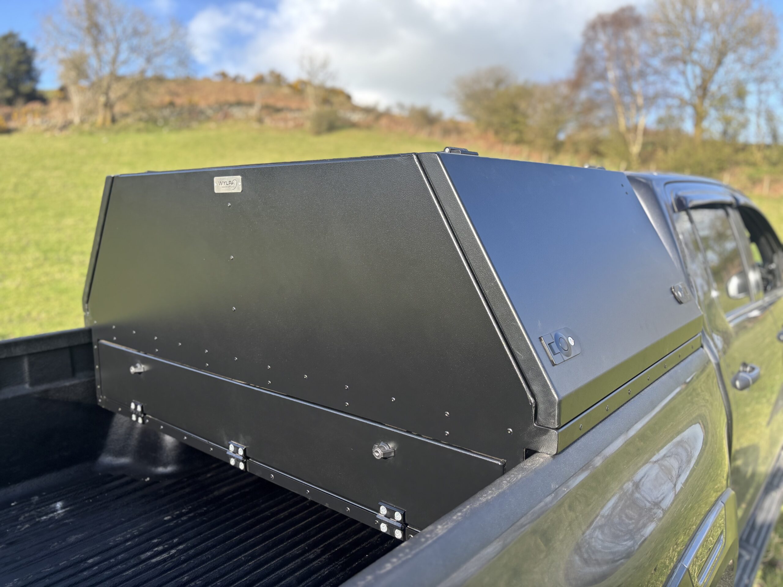 Compact Utility Hardtop - Image 10