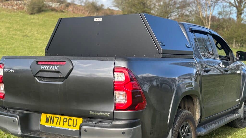 Hilux Compact Cargo Hardtop Hilux Compact Cargo Hardtop